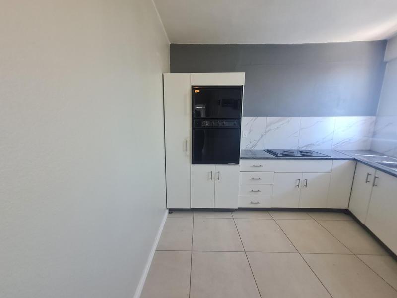 To Let 3 Bedroom Property for Rent in Somerset West Western Cape